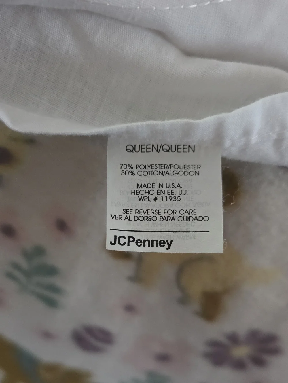 J.c. Pennys Eyelet Lace Dust Ruffle For Queen Bed